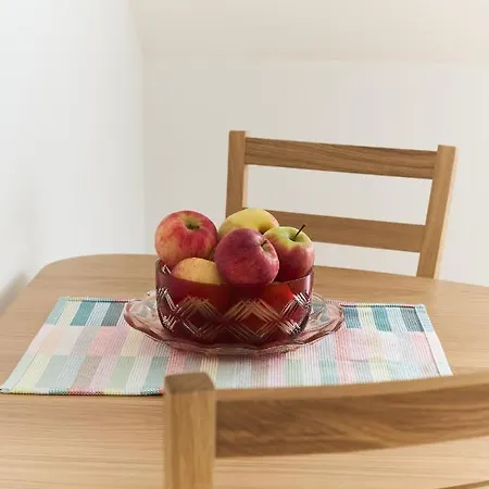 Super Cozy For Two, Centre *